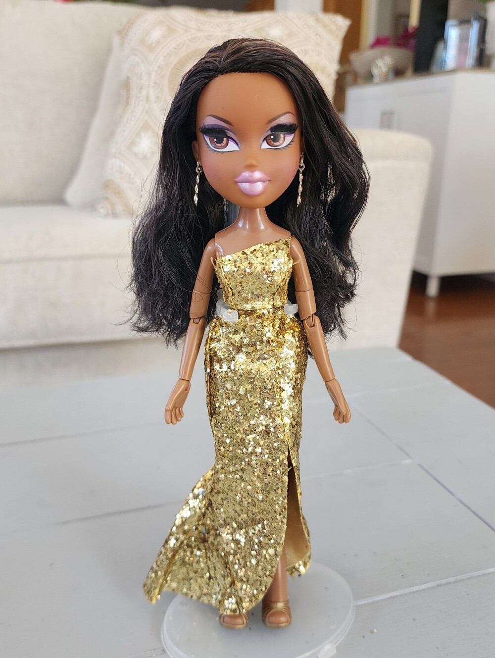 MGA Bratz The Movie Sasha Doll in Gold Sparkle Dress Beautiful